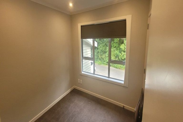 Photo of property in 35 Motukaraka Point, Pauatahanui, Porirua, 5381