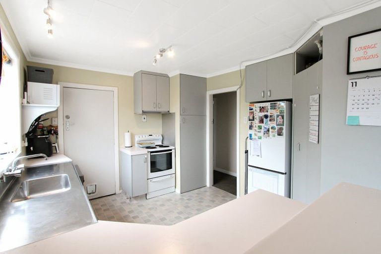 Photo of property in 12 Tui Street, Pahiatua, 4910