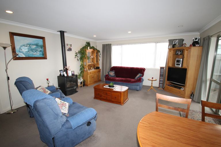 Photo of property in 2/23 Bradshaw Street, South Dunedin, Dunedin, 9012