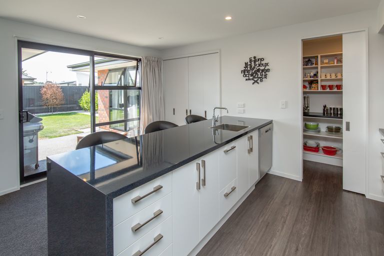 Photo of property in 24 Lilian Street, Kaiapoi, 7630