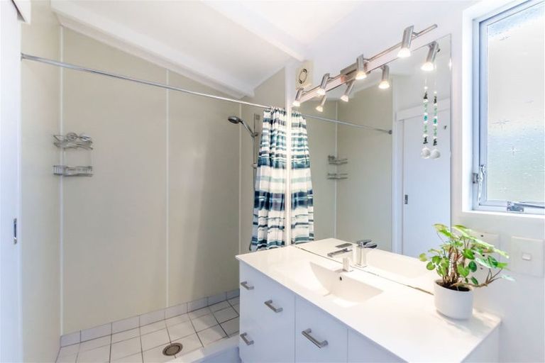 Photo of property in 110 Hillcrest Road, Raumati Beach, Paraparaumu, 5032