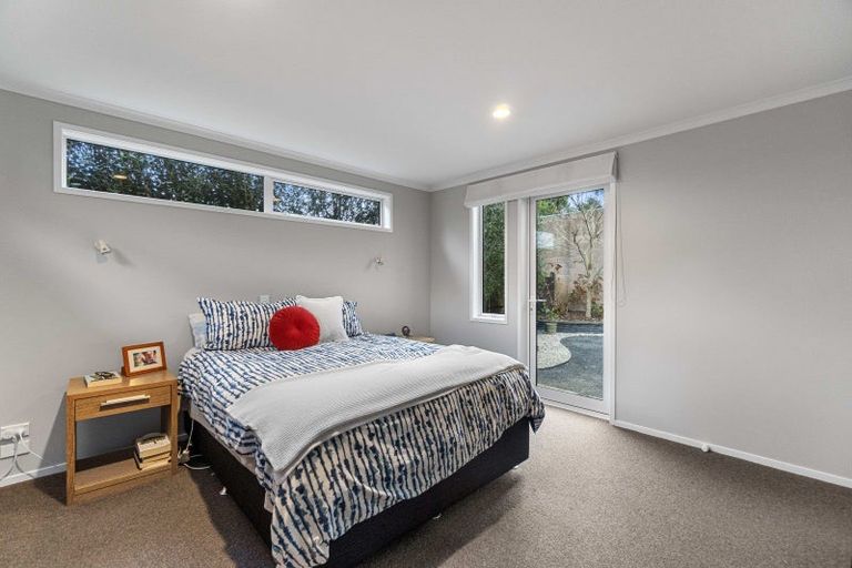 Photo of property in 49 Clare Street, Cambridge, 3434