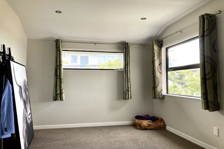 Photo of property in 4b Virginia Street, Henderson, Auckland, 0612