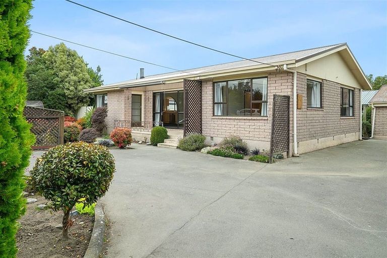 Photo of property in 24 Kirk Road, Templeton, Christchurch, 8042
