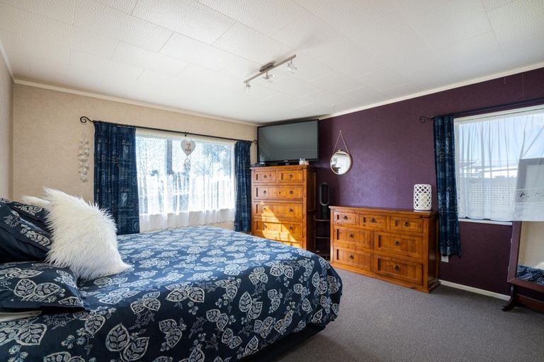 Photo of property in 6 Silby Street, Waitara, 4320