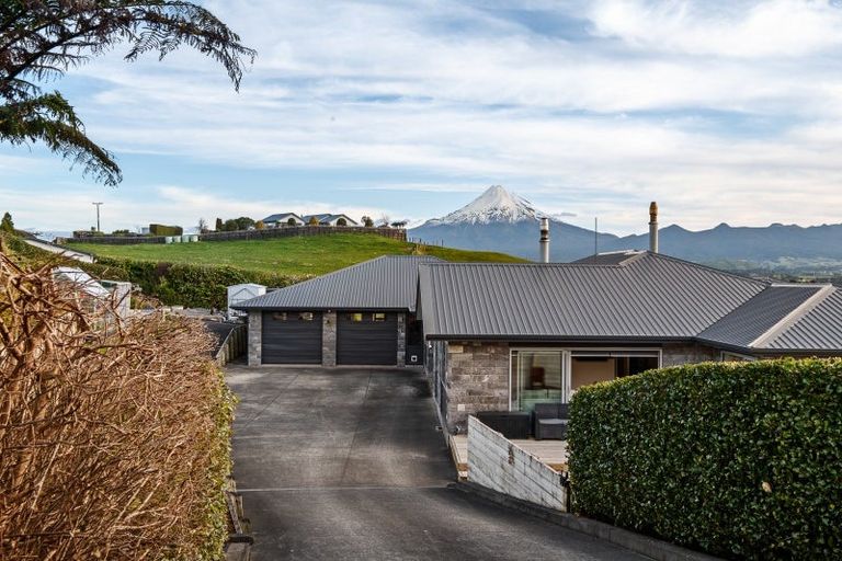 Photo of property in 169 King Road, Inglewood, 4386