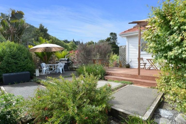 Photo of property in 5 Kara Road, Maungatapere, Whangarei, 0179