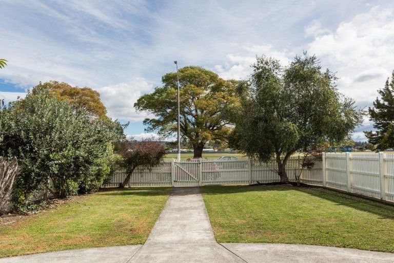 Photo of property in 255 Taradale Road, Pirimai, Napier, 4112