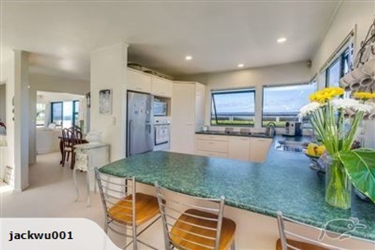 Photo of property in 1/2 Katui Street, Castor Bay, Auckland, 0620