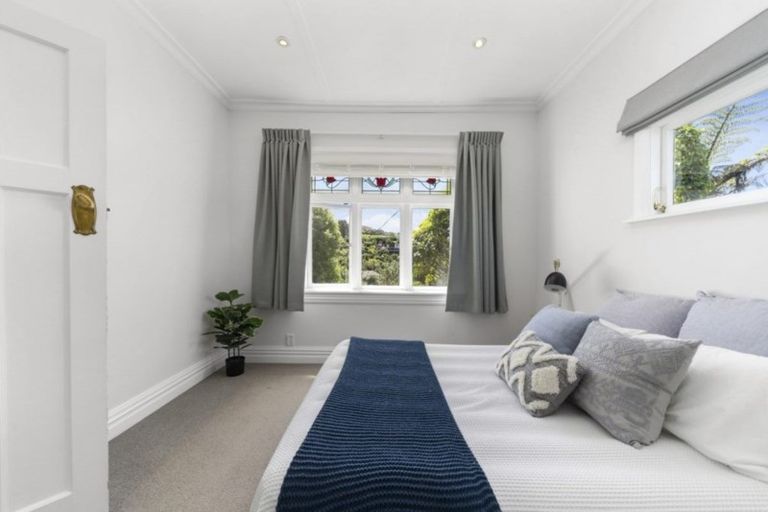 Photo of property in 43 Woodland Road, Johnsonville, Wellington, 6037