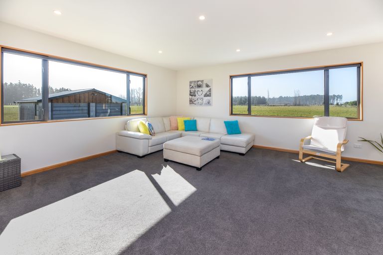 Photo of property in 60 Grierson Avenue, Amberley, 7481