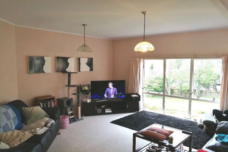 Photo of property in 1/5 Delamare Court, Sunnynook, Auckland, 0632