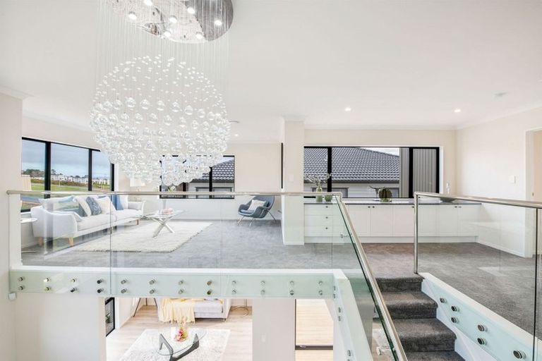 Photo of property in 18 Lime Hill Rise, Flat Bush, Auckland, 2019