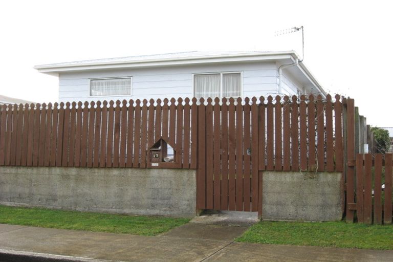 Photo of property in 17 O'byrne Street, Waikiwi, Invercargill, 9810