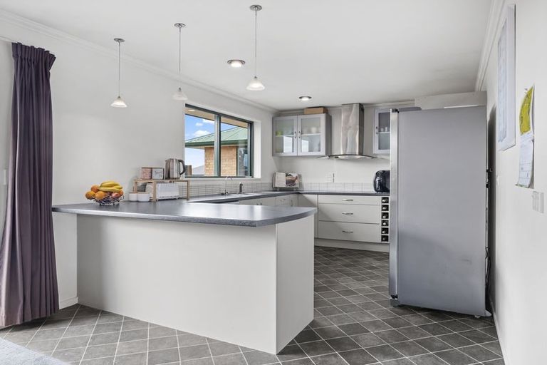 Photo of property in 21 Lakeland Avenue, Twizel, 7901