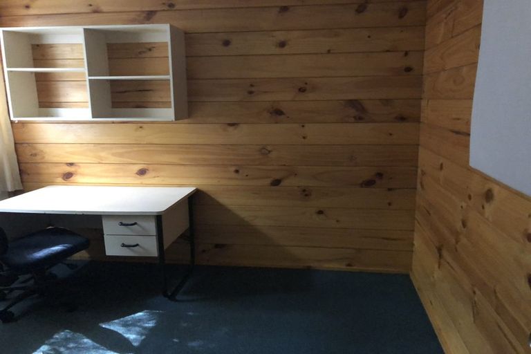 Photo of property in Te Awhina Apartments, 6/22 Sussex Street, Mount Cook, Wellington, 6021