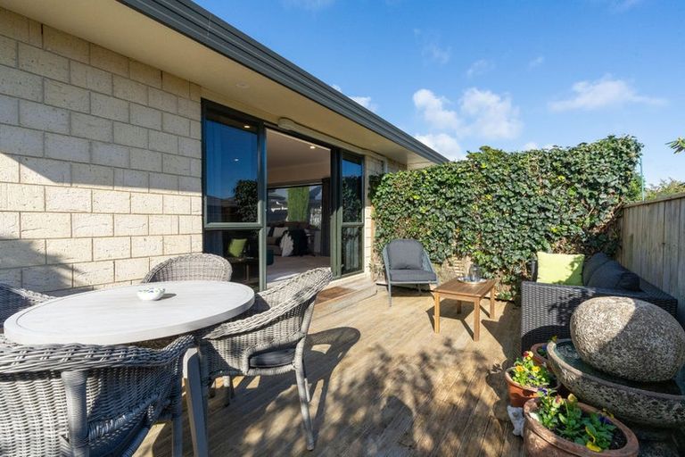 Photo of property in 9 Campbell Grove, Levin, 5510