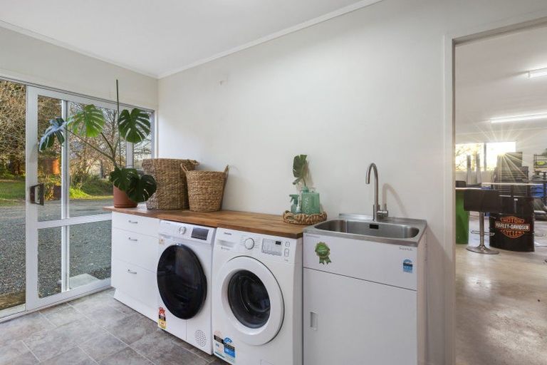 Photo of property in 202 Gelling Road, Hunua, Papakura, 2583