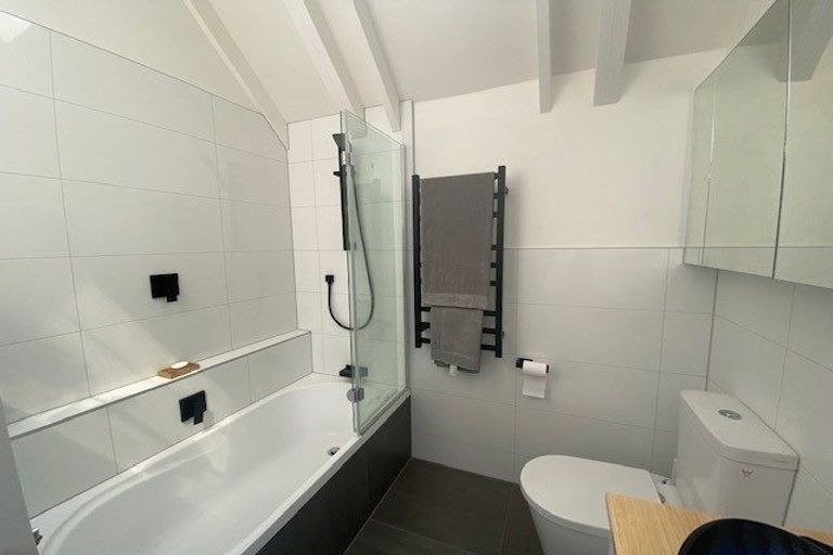 Photo of property in 56b Viewmont Drive, Harbour View, Lower Hutt, 5010