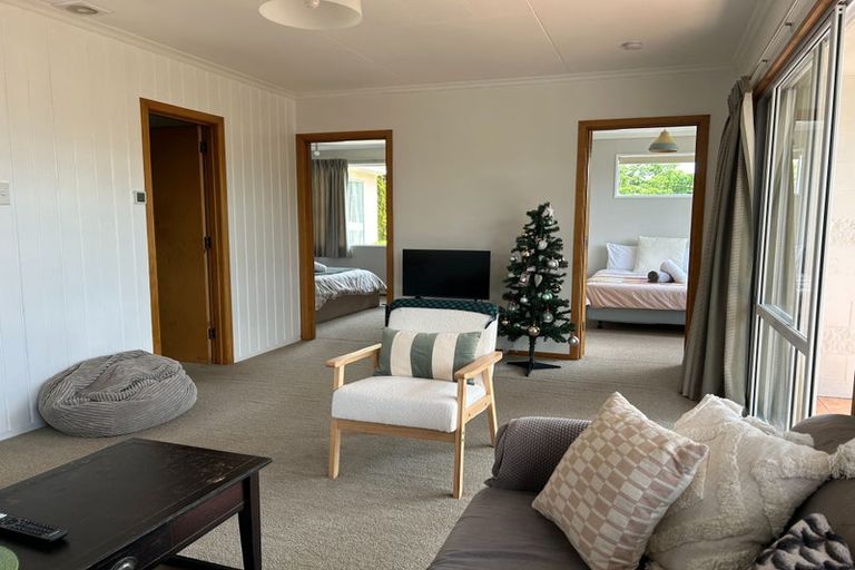 Photo of property in 60 Totara Terrace, Wanaka, 9305