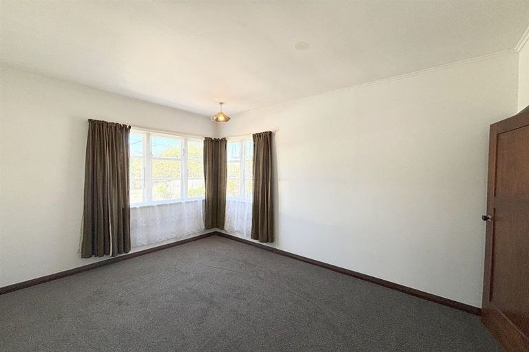 Photo of property in 13 Pannell Avenue, Wainoni, Christchurch, 8061