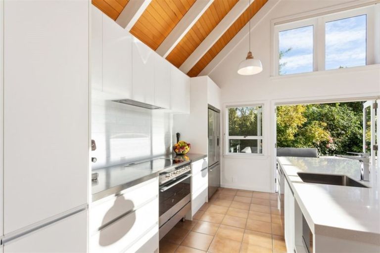 Photo of property in 3 Ashdale Lane, Strowan, Christchurch, 8052