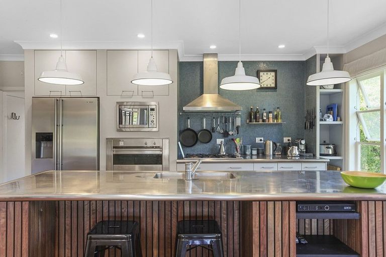 Photo of property in 1/110 Nile Road, Milford, Auckland, 0620