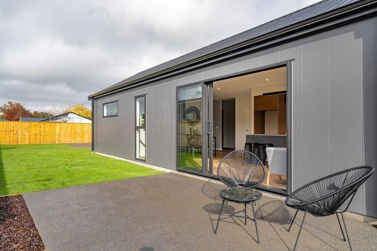 Photo of property in 6 Farley Avenue, Greytown, 5712