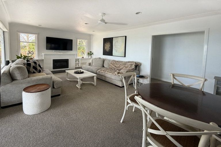 Photo of property in 15 Torkar Road, Clarks Beach, 2122