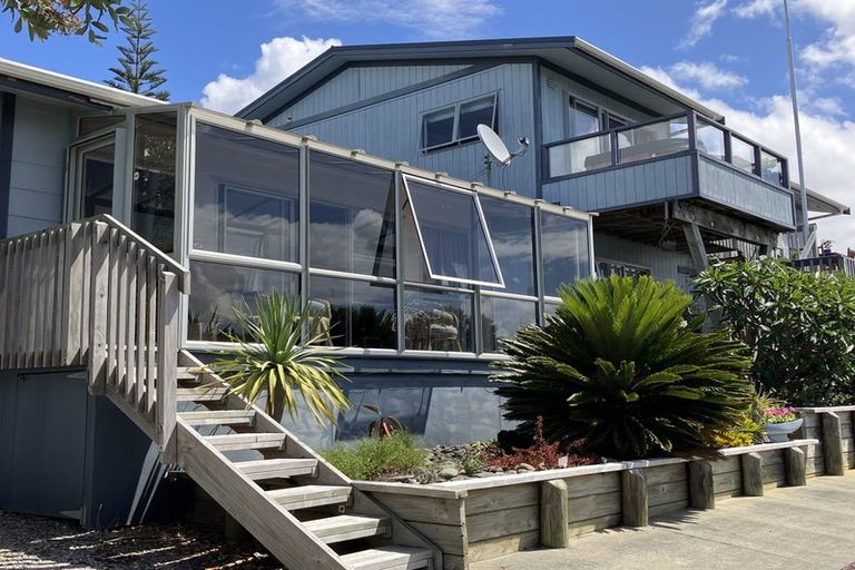 Photo of property in 43 Stratford Drive, Cable Bay, 0420