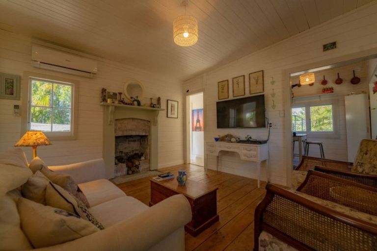 Photo of property in 17 Honey Lane, Tasman, Upper Moutere, 7173