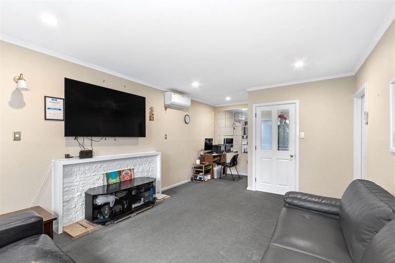 Photo of property in 1/64 Kirkwood Avenue, Upper Riccarton, Christchurch, 8041