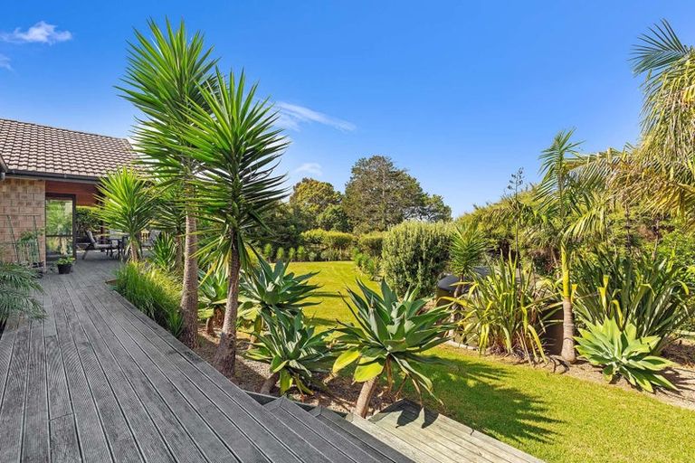 Photo of property in 68 Omana Avenue, Shelly Beach, Helensville, 0874