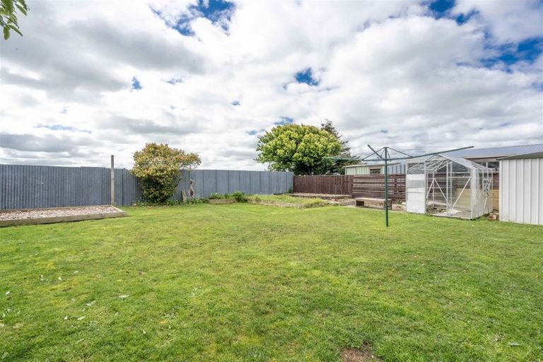 Photo of property in 4 Crowther Crescent, Heidelberg, Invercargill, 9812