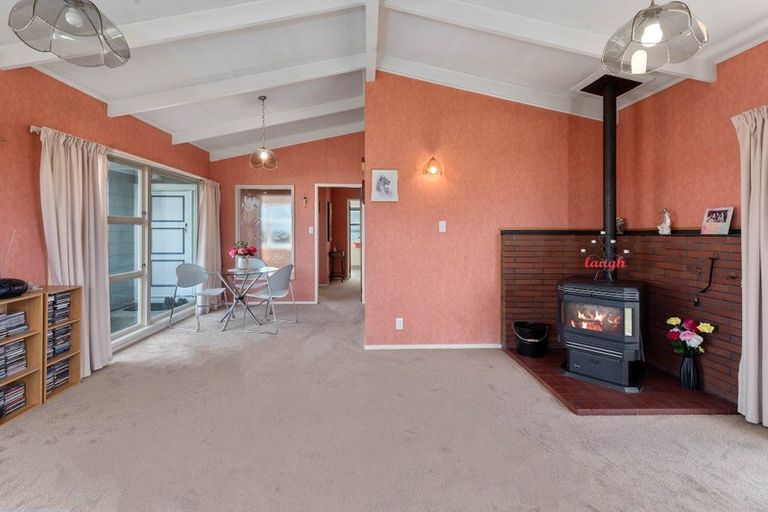 Photo of property in 69 Martin Street, Utuhina, Rotorua, 3015