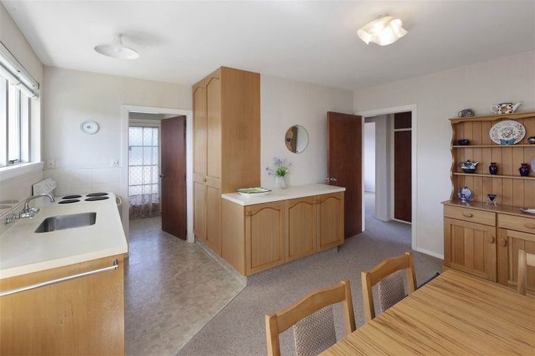 Photo of property in 2/15 Apollo Place, Papanui, Christchurch, 8052