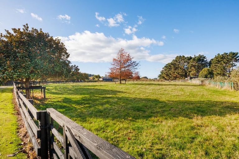 Photo of property in 38 Brandon Hall Road, Bulls, 4894