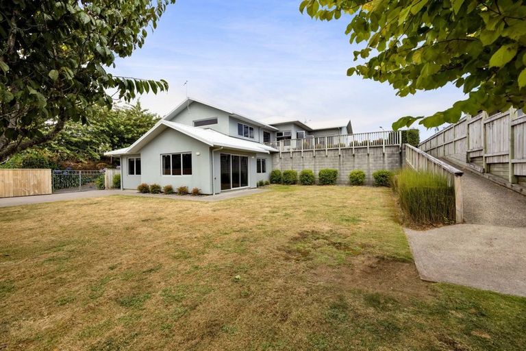Photo of property in 188 Heta Road, Highlands Park, New Plymouth, 4312