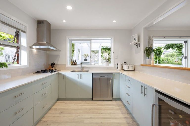 Photo of property in 51 Dinsdale Road, Dinsdale, Hamilton, 3204