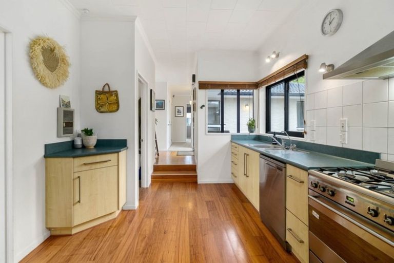 Photo of property in 15 Carter Drive, Pomare, Rotorua, 3015