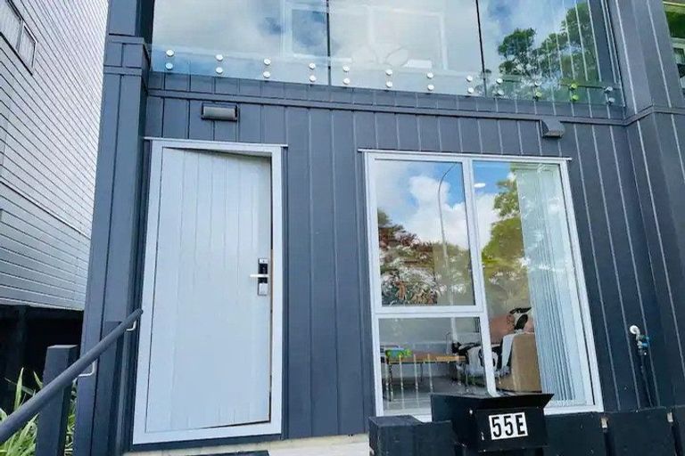 Photo of property in 55a Edmonton Road, Henderson, Auckland, 0612