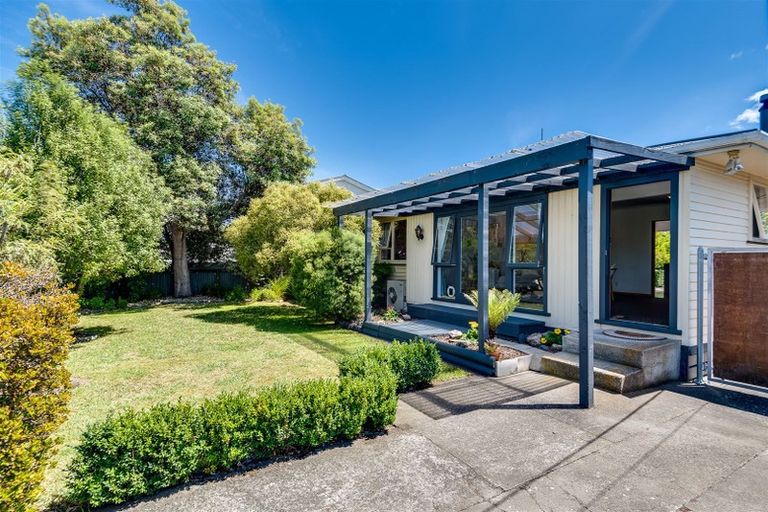 Photo of property in 10 Shirley Place, Bay View, Napier, 4104