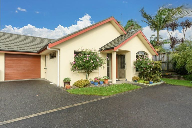 Photo of property in Orange Grove Village, 4/22 Pyes Pa Road, Pyes Pa, Tauranga, 3112