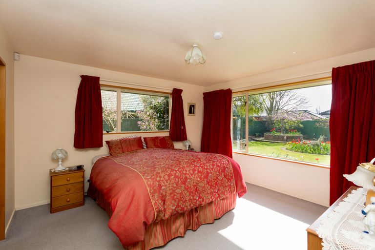 Photo of property in 14 Cataluna Place, Hei Hei, Christchurch, 8042