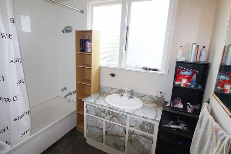 Photo of property in 25 Gordon Street, Kurow, 9435