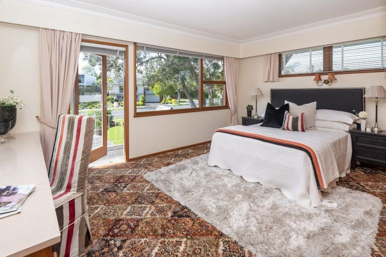 Photo of property in 71 Fisher Parade, Sunnyhills, Auckland, 2010