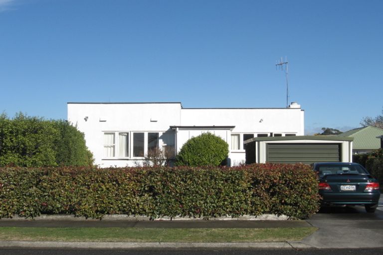 Photo of property in 3 Rutherford Road, Marewa, Napier, 4110