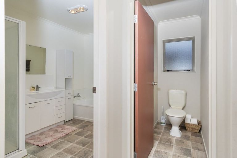 Photo of property in 157a Vogel Street, Roslyn, Palmerston North, 4414