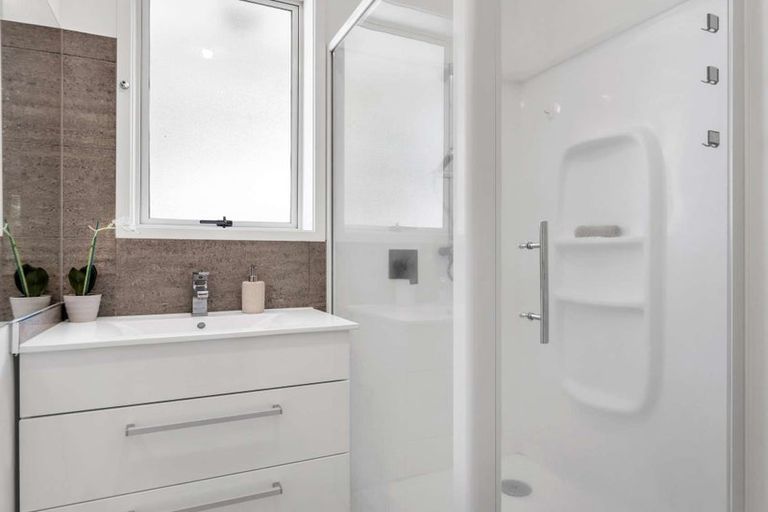 Photo of property in 1 Gerrand Place, Chedworth, Hamilton, 3210