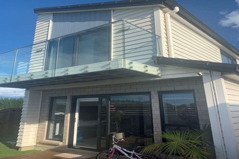 Photo of property in 10 Bliss Court, Takanini, 2110